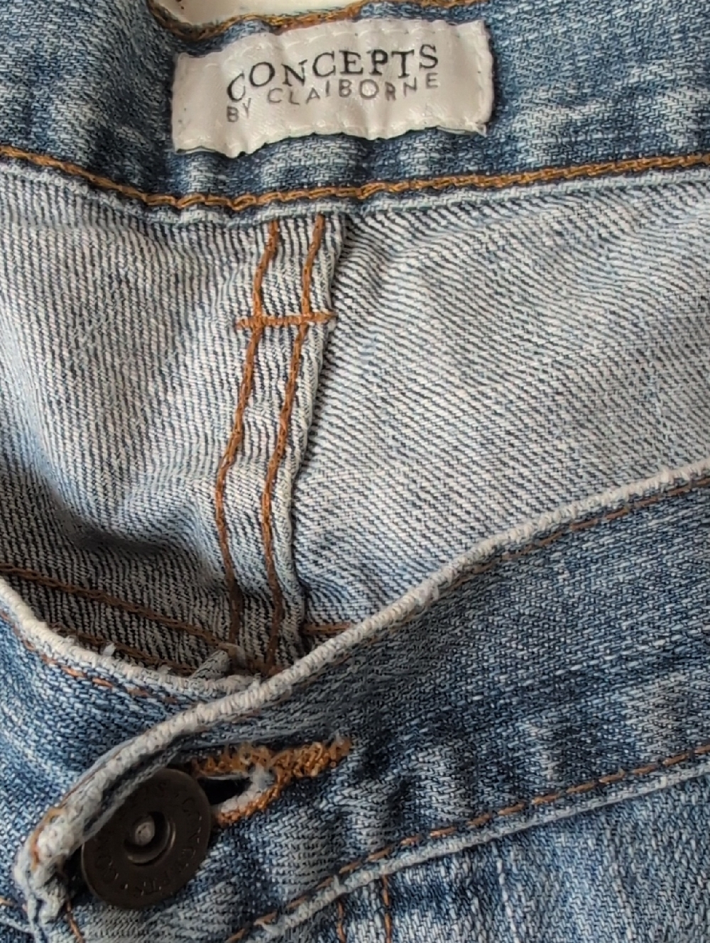 Vintage Y2K Claiborne Light Blue Straight Men’s Jeans 36 X 34 - Picture 2 of 8